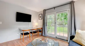 Private Suite - Image 2