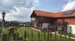 Pensiunea Agroturistica Zana Muntilor - Image 4