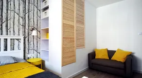 SeaYou Yellow House - Image 4