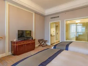 Macrolink Legend Hotel - Image 5