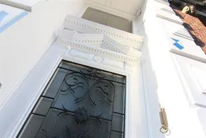 HOOGENWEERTH TOWNSUITES - Image 3