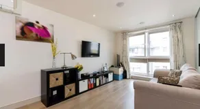 Chelsea - Executive Apartment - Image 2