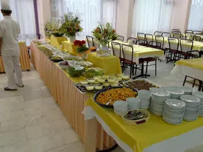 Merry Hotel - Image 4