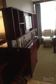 HUANGHE HOTEL - Image 4