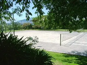 Acacia Bay Lodge Bed & Breakfast - Image 5