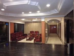 Aarthy Hotel - Image 5
