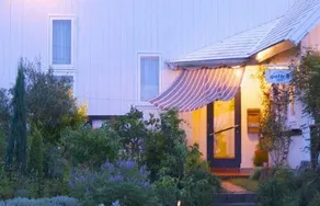 Country Inn Galley - Image 1