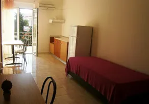 Maravelias Hotel Apartments - Image 4