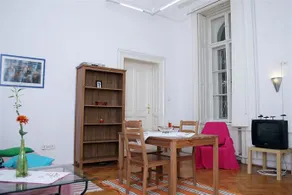 Central Market Apartments - Image 4