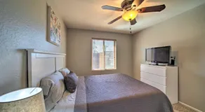 Phoenix Home w/ Pool, Near Golf, Hiking & More! - Image 4