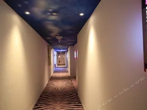 Chuxin Style Hotel - Image 2