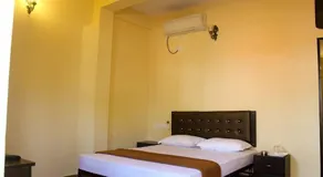 Amoura Guest House - Image 2