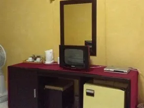 Beach House Hotel Pran Buri - Image 5