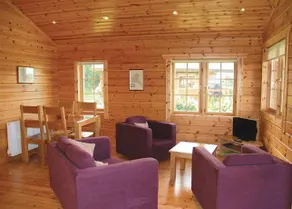 Home Farm - Image 5