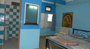 Ganpati Guest House - Image 4