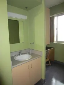 Hotel Laurier - King Street Residence - Image 4