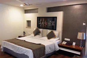 Hotel South Avenue - Image 4
