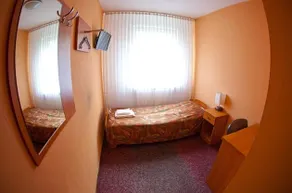 Hotel 3 - Image 2