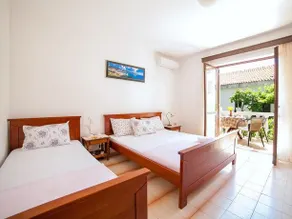 Rooms Garden - Image 4