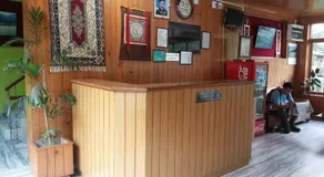OYO 9648 Hotel Morainic Hills - Image 2