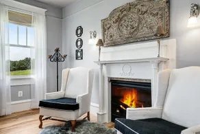 Walden Hall - Image 4