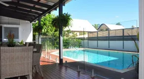 10 Double Island Drive - Modern Family Home Centrally Located Swimming Pool & Outdoor Area - Image 5