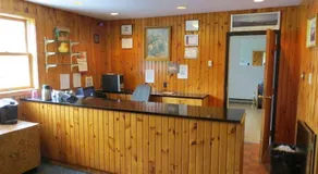 Riverwalk Hotel and Suites - Image 2