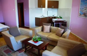 Hotel Magnolia Tivat - Image 5