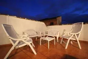 Cruz Verde Hostal - Image 5
