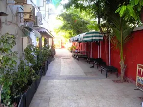 Hotel Royal - Image 2