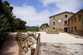EL MUNT - Image 2