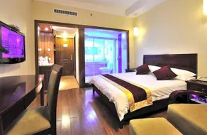 New Yannan Hotel - Image 2