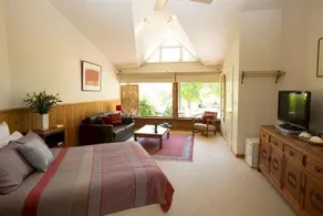 In The Valley - Image 5