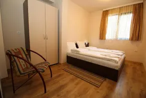 Tryavna Lake Apartment - Image 5