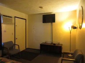 Burkewood Inn - Image 3