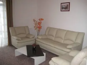 Hotel Nelaura - Image 5