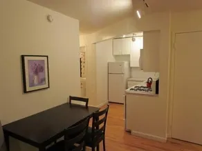 East Broadway Apartment - Image 2