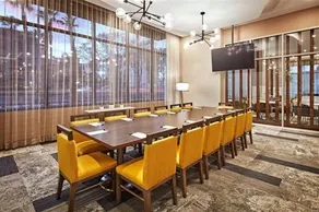 SpringHill Suites by Marriott Anaheim Resort - Image 5