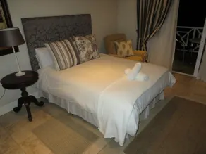 Windfall Weavers Guesthouse - Image 5
