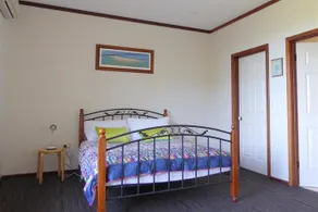 Sea Banksia - Image 3