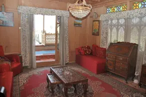 Sikandra Palace Group of Houseboats - Image 3