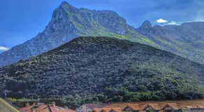 Hidden Gem in Ramales de la Victoria - Image 4