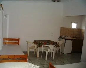 Mathios House - Image 3
