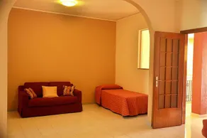 La Maison Des Amis - Image 2