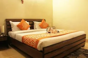 OYO Premium Corbett Near BailParao - Image 5