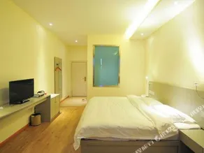 Caiyunju Hotel - Image 2