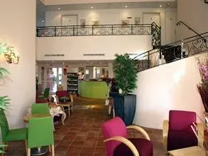 Hotel Park De l'Etoile - Image 2