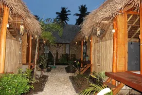 Full Moon Bungalows - Image 5