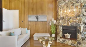 Abode on Bilinga - Absolute Beachfront Holiday Home walk over the sand dunes to the ocean - Image 4