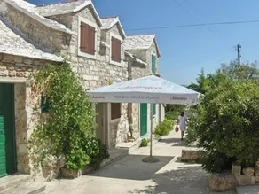Cukarin Vacation House - Image 1